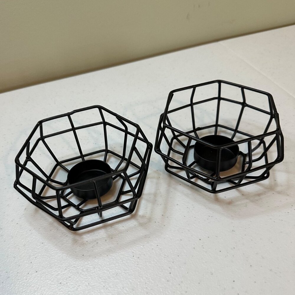 Black Metal Wire Votive Candle Holders Tea Light holders Geometric decoration